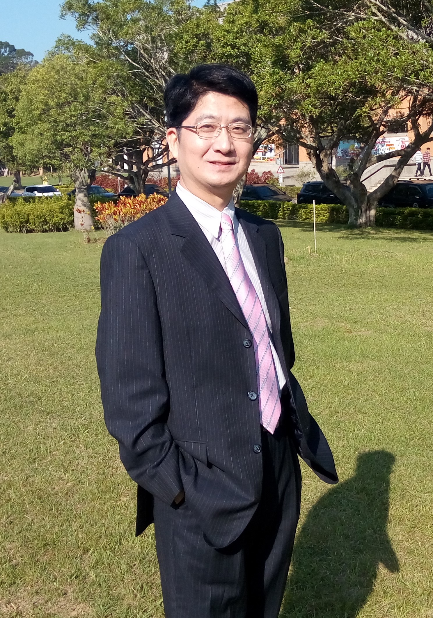 簡宏江教務長兼主任